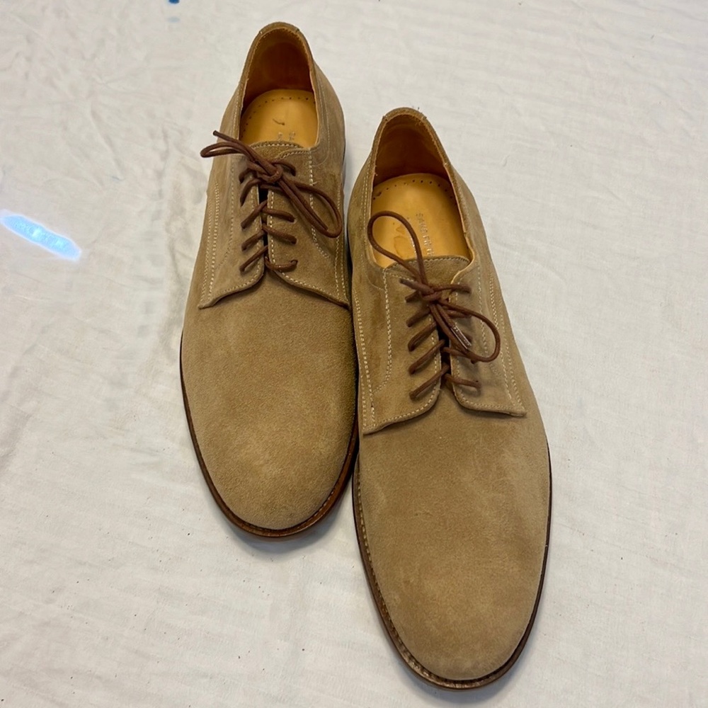 SAKS 10.5 Made in Italy Suede Oxfords EUC. NWOT. Great for Spring and Summer!